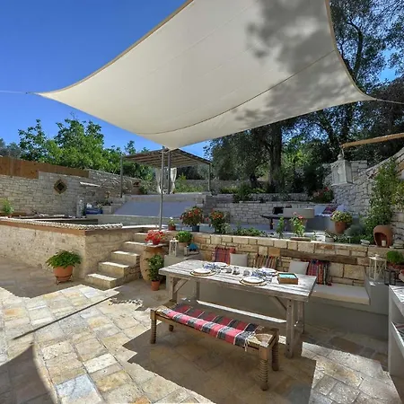 Leonora House By Paxosretreats ヴィラ