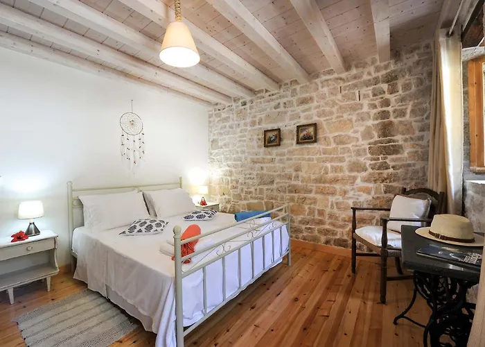 Leonora House By Paxosretreats Arvanitakeika